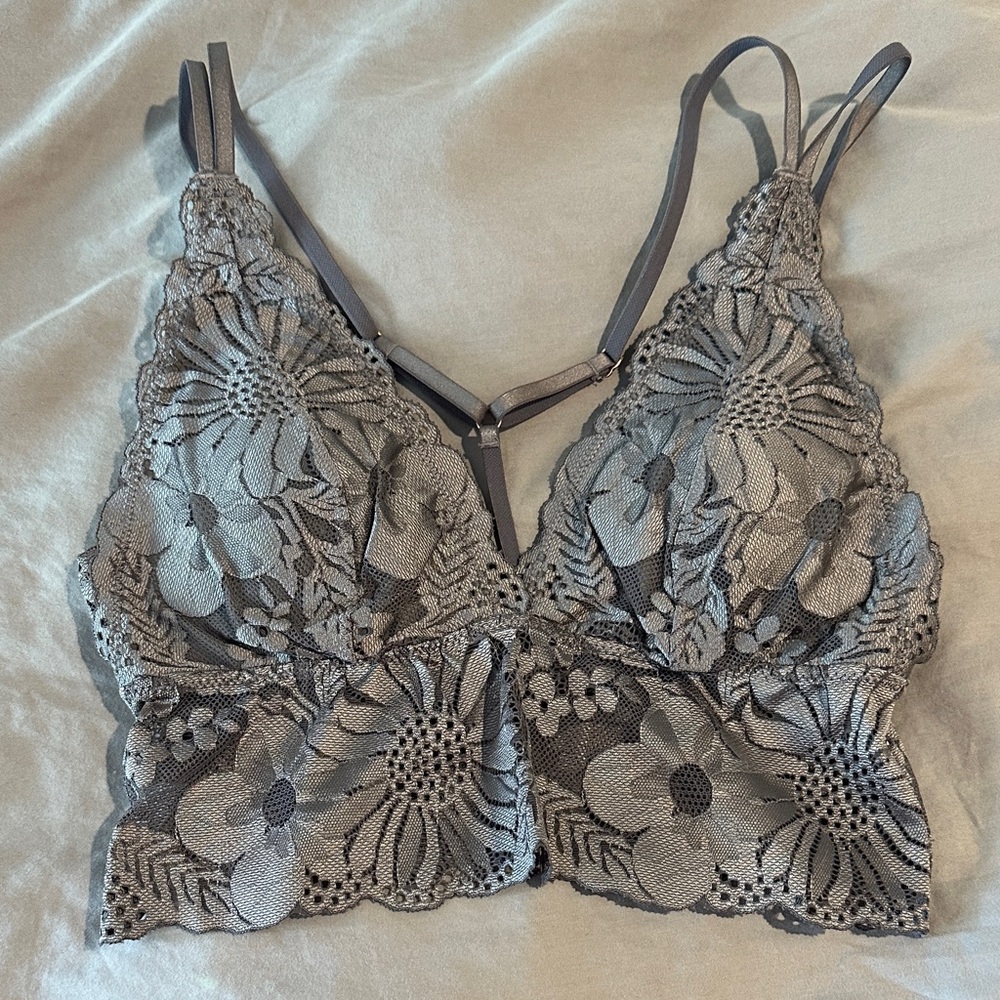 Women’s Gray Floral Lace Bralette/Crop Top